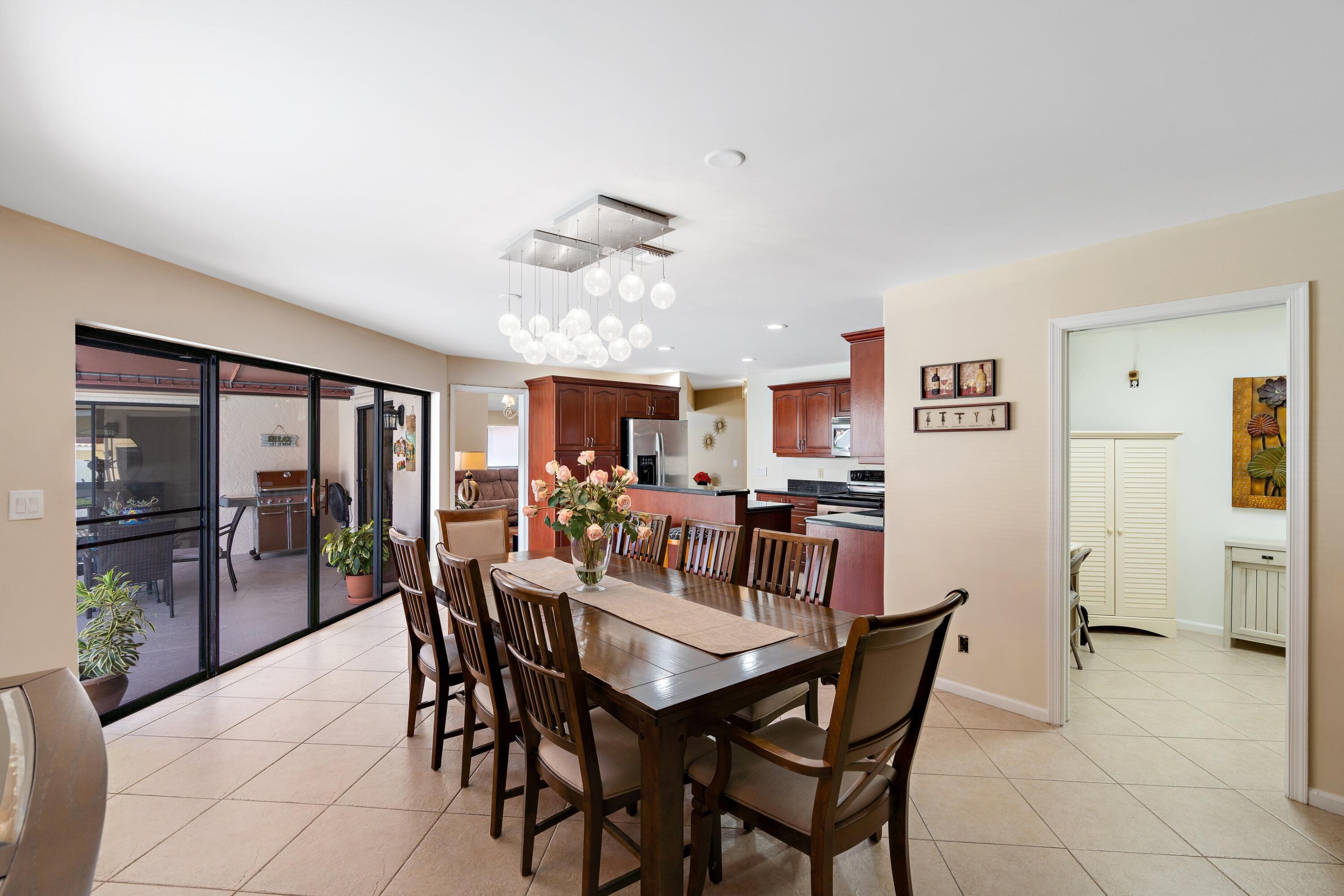 350 Prairie Rose Lane Boca Raton, FL 33487 - Photo 7 of 42 Dining Room