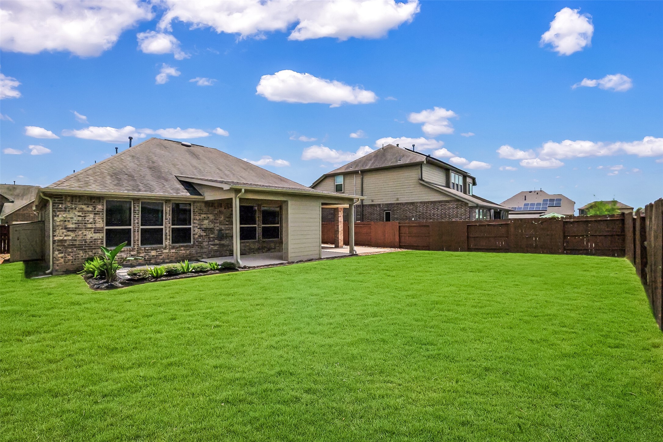 4948 Birchwood Bluff Lane Rosharon, TX 77583 - Photo 28 of 33