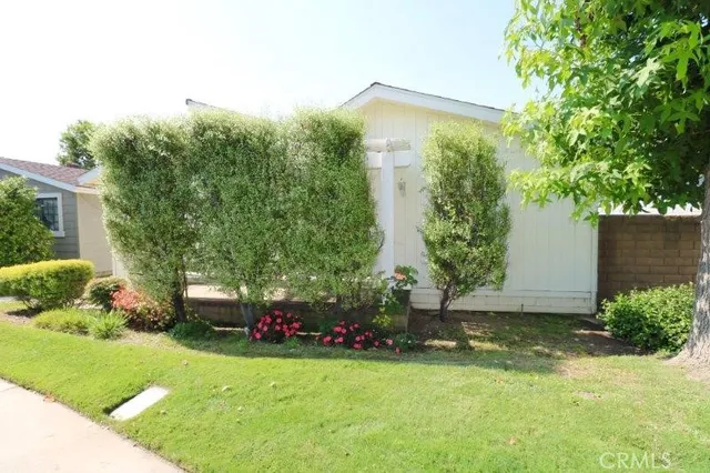 $398,700 | 1609 East Canyon Lake Avenue, Unit 137, Santa Ana, CA 92705