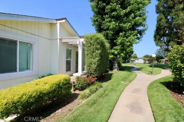 $398,700 | 1609 East Canyon Lake Avenue, Unit 137, Santa Ana, CA 92705