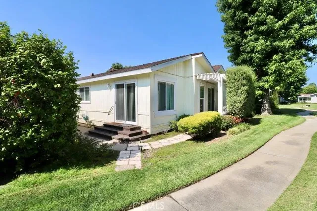 $398,700 | 1609 East Canyon Lake Avenue, Unit 137, Santa Ana, CA 92705