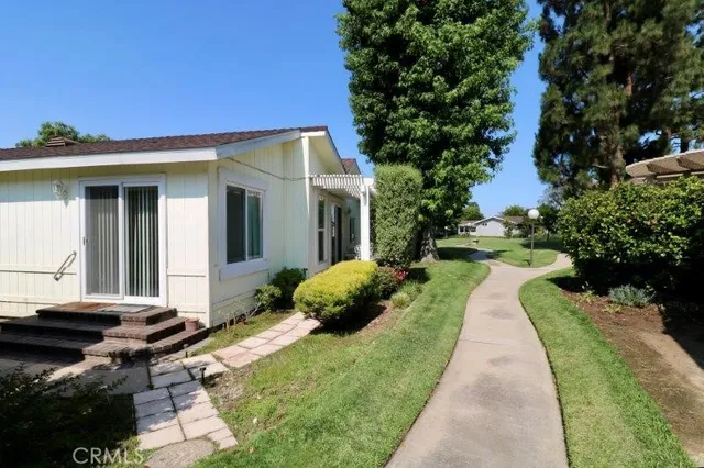 $398,700 | 1609 East Canyon Lake Avenue, Unit 137, Santa Ana, CA 92705