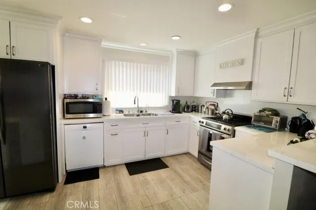 $398,700 | 1609 East Canyon Lake Avenue, Unit 137, Santa Ana, CA 92705