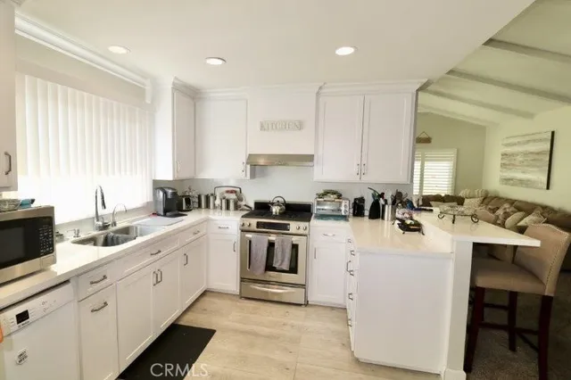 $398,700 | 1609 East Canyon Lake Avenue, Unit 137, Santa Ana, CA 92705