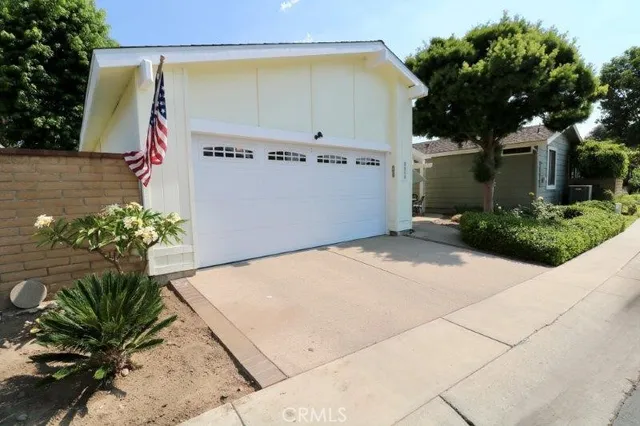 $398,700 | 1609 East Canyon Lake Avenue, Unit 137, Santa Ana, CA 92705