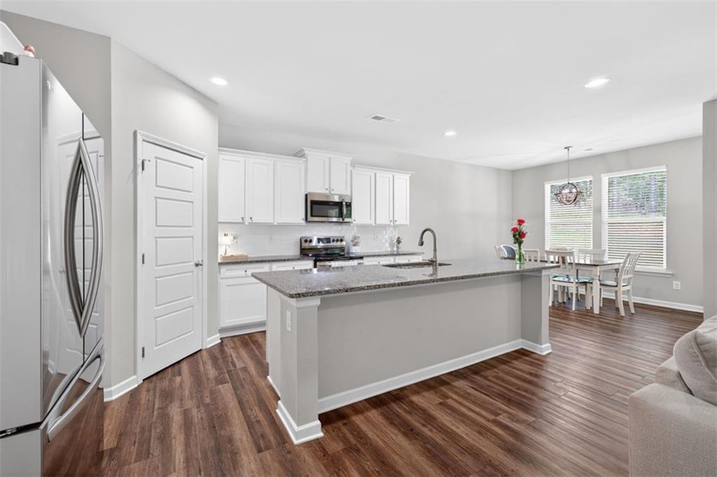 1537 Ridgewood Court Monroe, GA 30656 - Photo 11 of 62