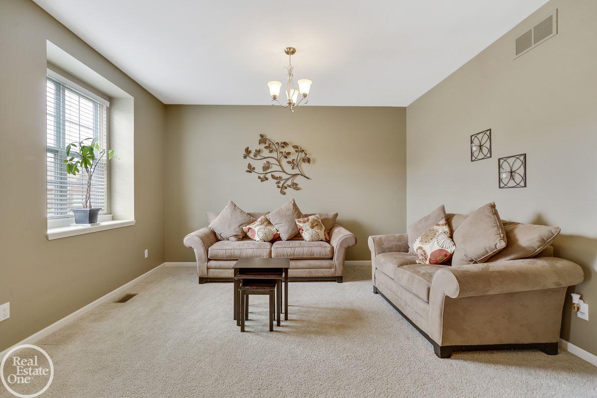 3711 Connors Drive Rochester, MI 48307 - Photo 6 of 33 Den or Playroom