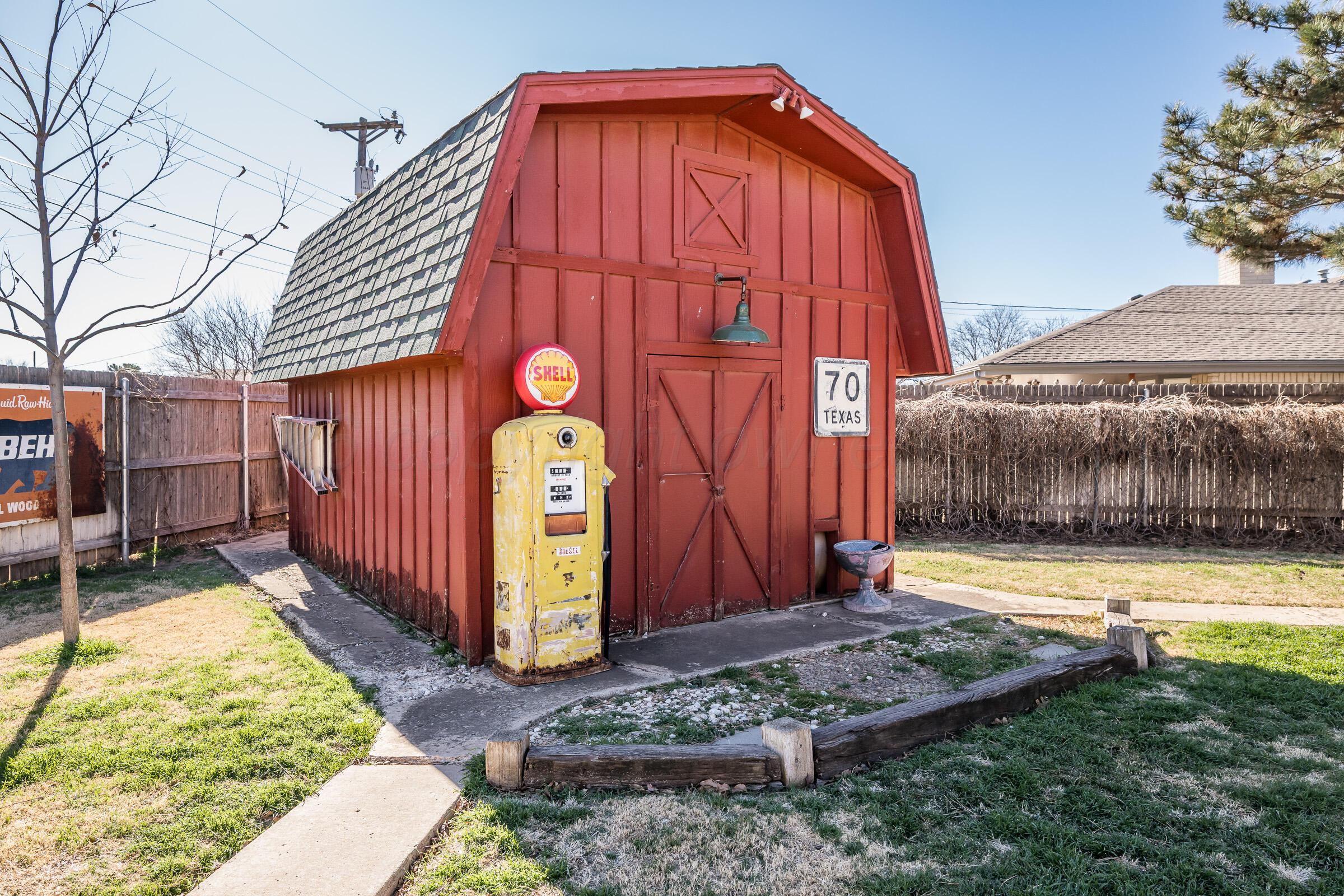 8413 Olympia Drive Amarillo, TX 79110 - Photo 5 of 23 8413 Olympia Dr-5
