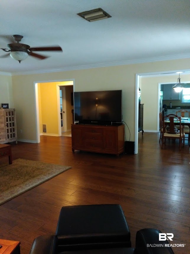 623 Southern Way Daphne, AL 36527 - Photo 5 of 17