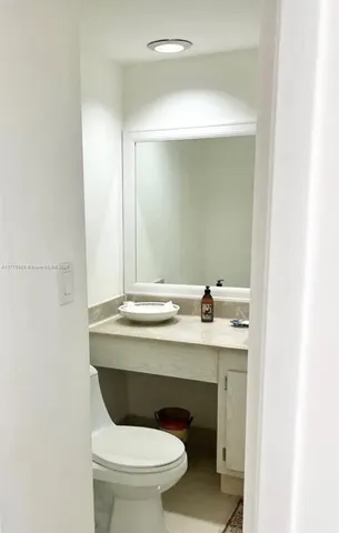 $470,000 | 1925 Brickell Avenue, Unit 1403, Miami, FL 33129