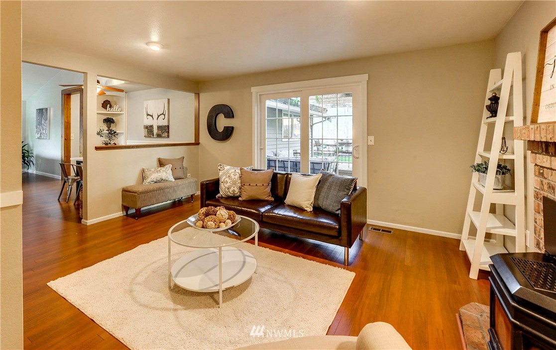 1611 172nd Street Southeast Bothell, WA 98012 - Photo 8 of 25 Gallery Image 8