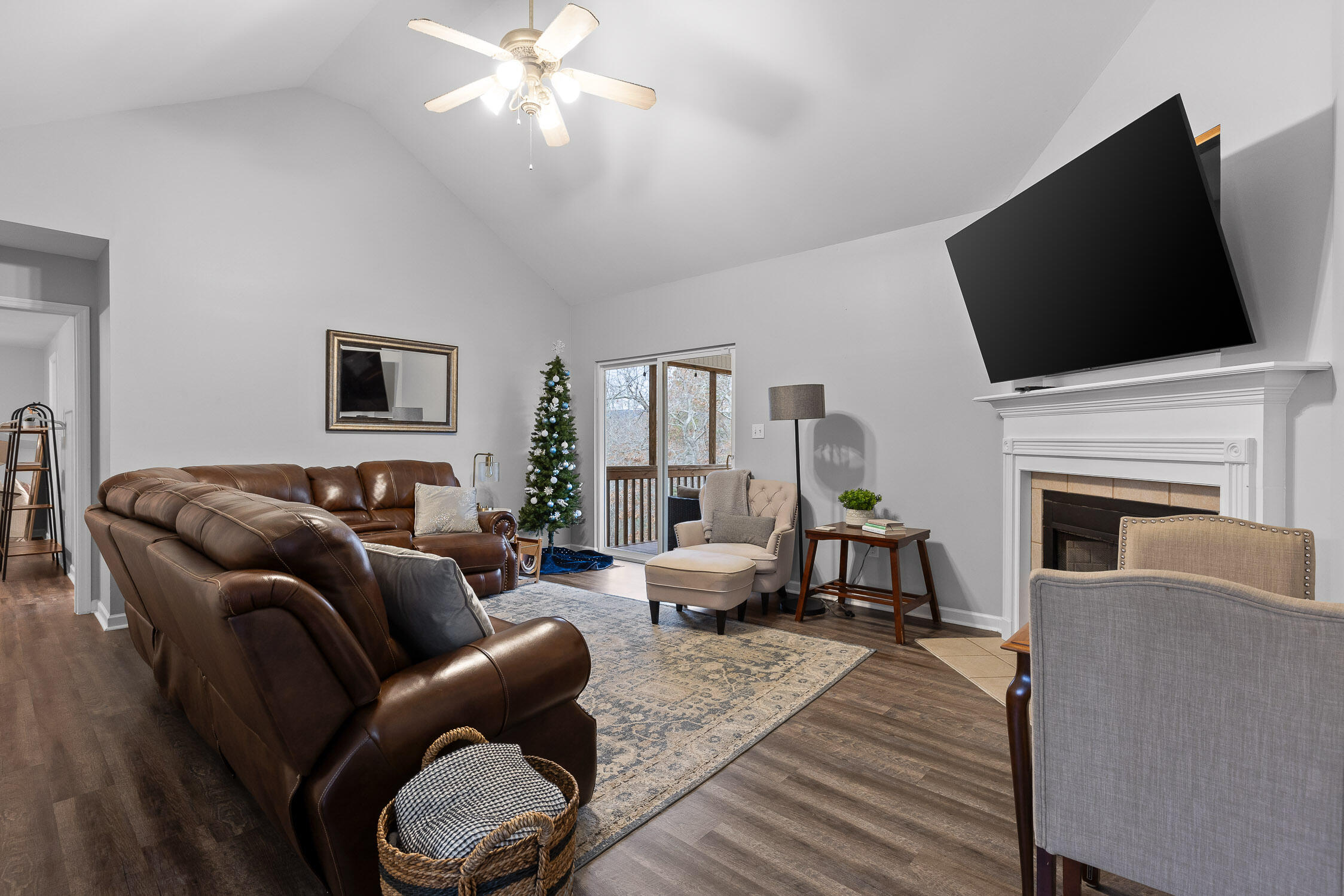 243 Stanford Drive Flintstone, GA 30725 - Photo 14 of 44 Living Room