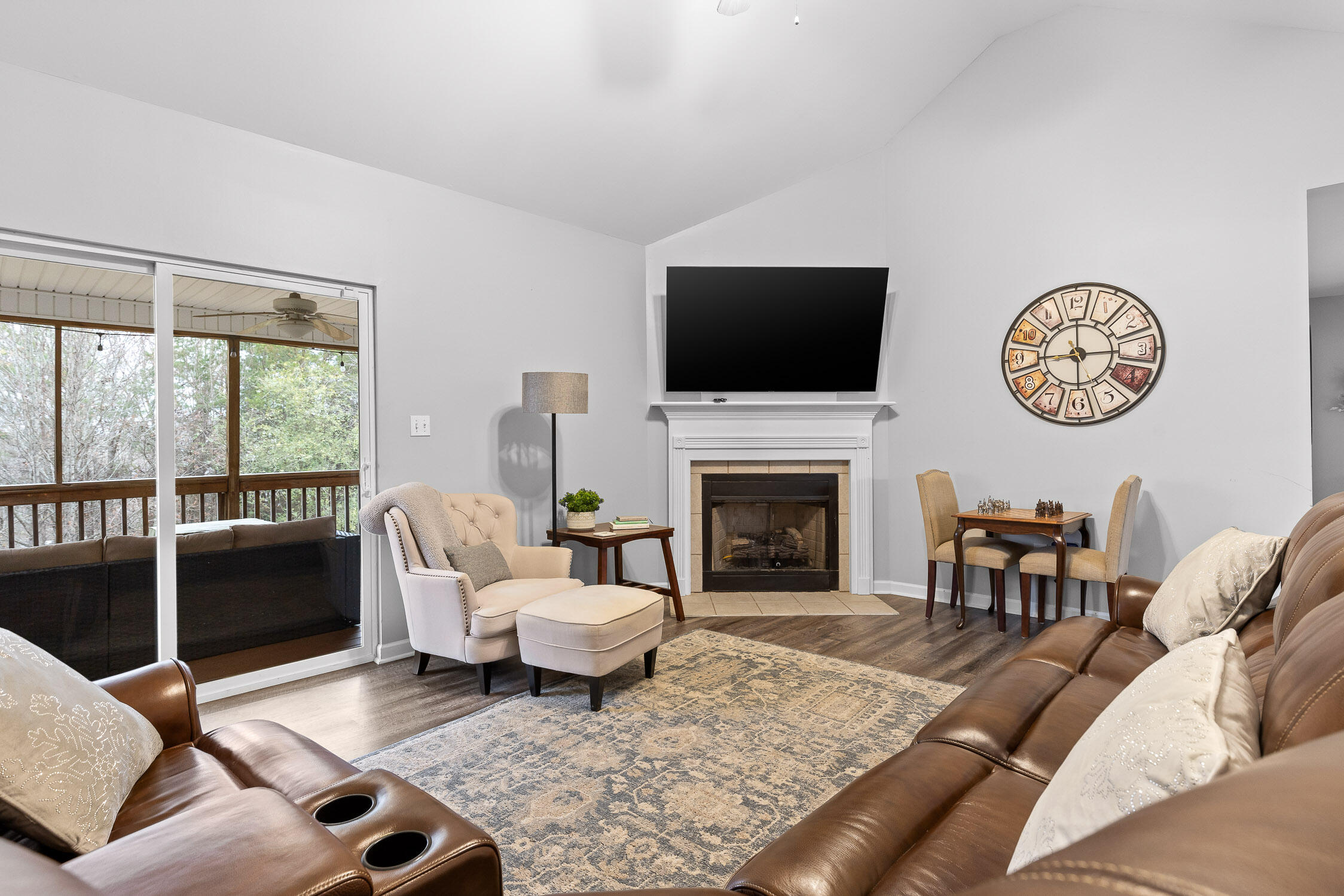 243 Stanford Drive Flintstone, GA 30725 - Photo 15 of 44 Living Room