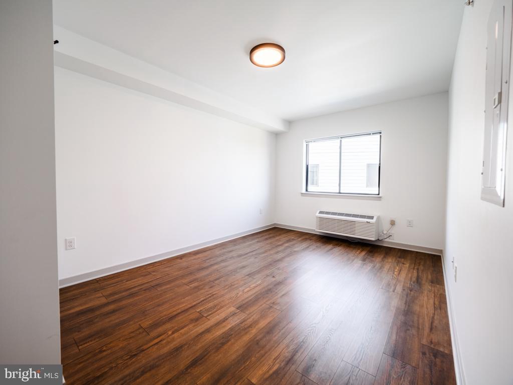6515 Ridge Avenue, Unit 617 Philadelphia, PA 19128 - Photo 4 of 8