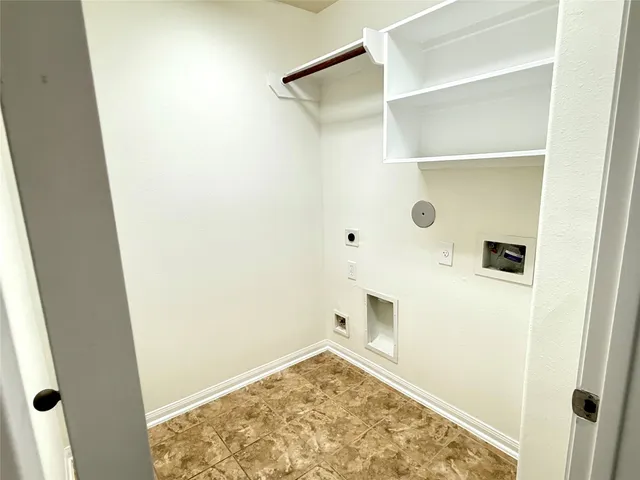 $2,000 | 11222 Overland Trail Drive, Richmond, TX 77406