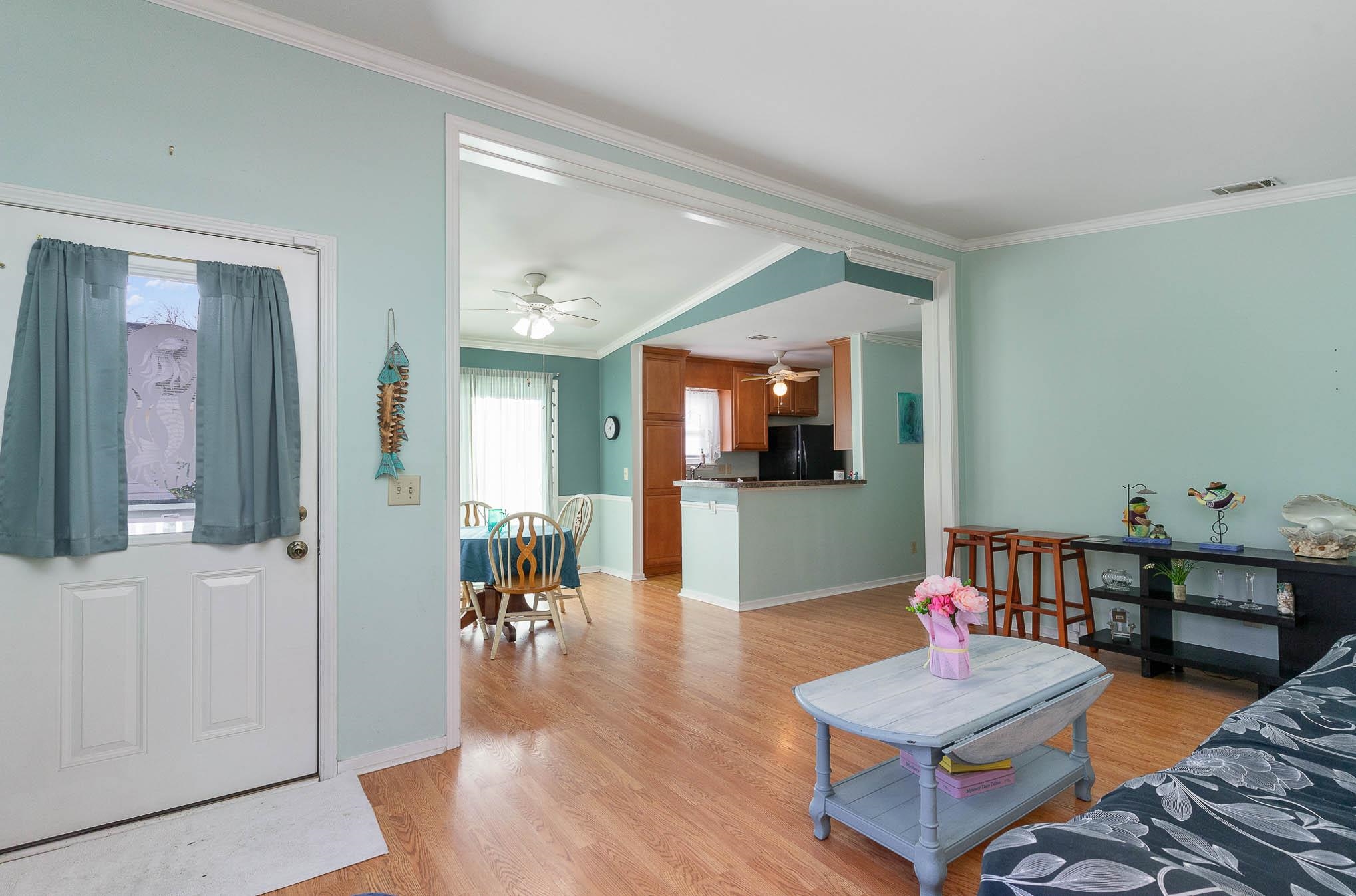 806 Main Sail Court Murrells Inlet, SC 29576 - Photo 4 of 38