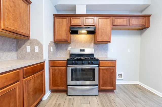 $1,900 | 4814 Kleinway Drive, Houston, TX 77066