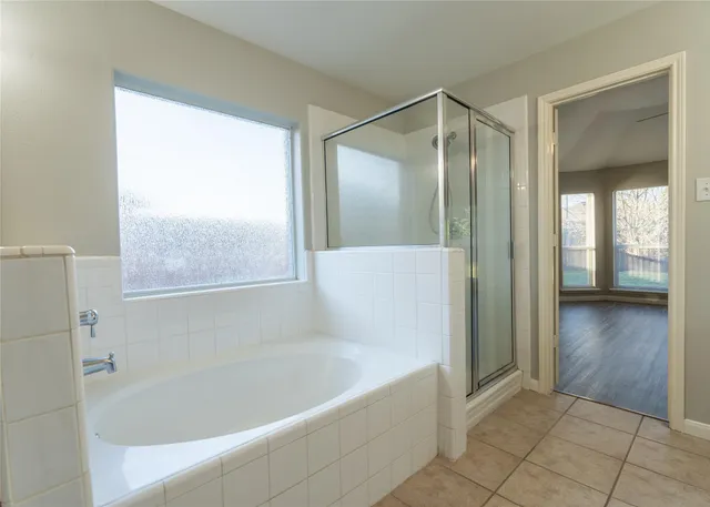 $1,900 | 4814 Kleinway Drive, Houston, TX 77066