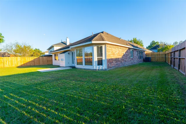 $1,900 | 4814 Kleinway Drive, Houston, TX 77066