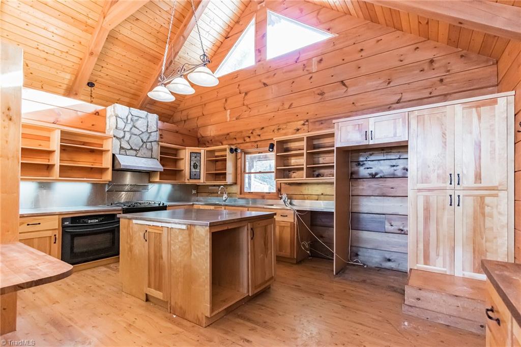 170 Wild Turkey Road Boone, NC 28607 - Photo 6 of 19 Gallery Image 6