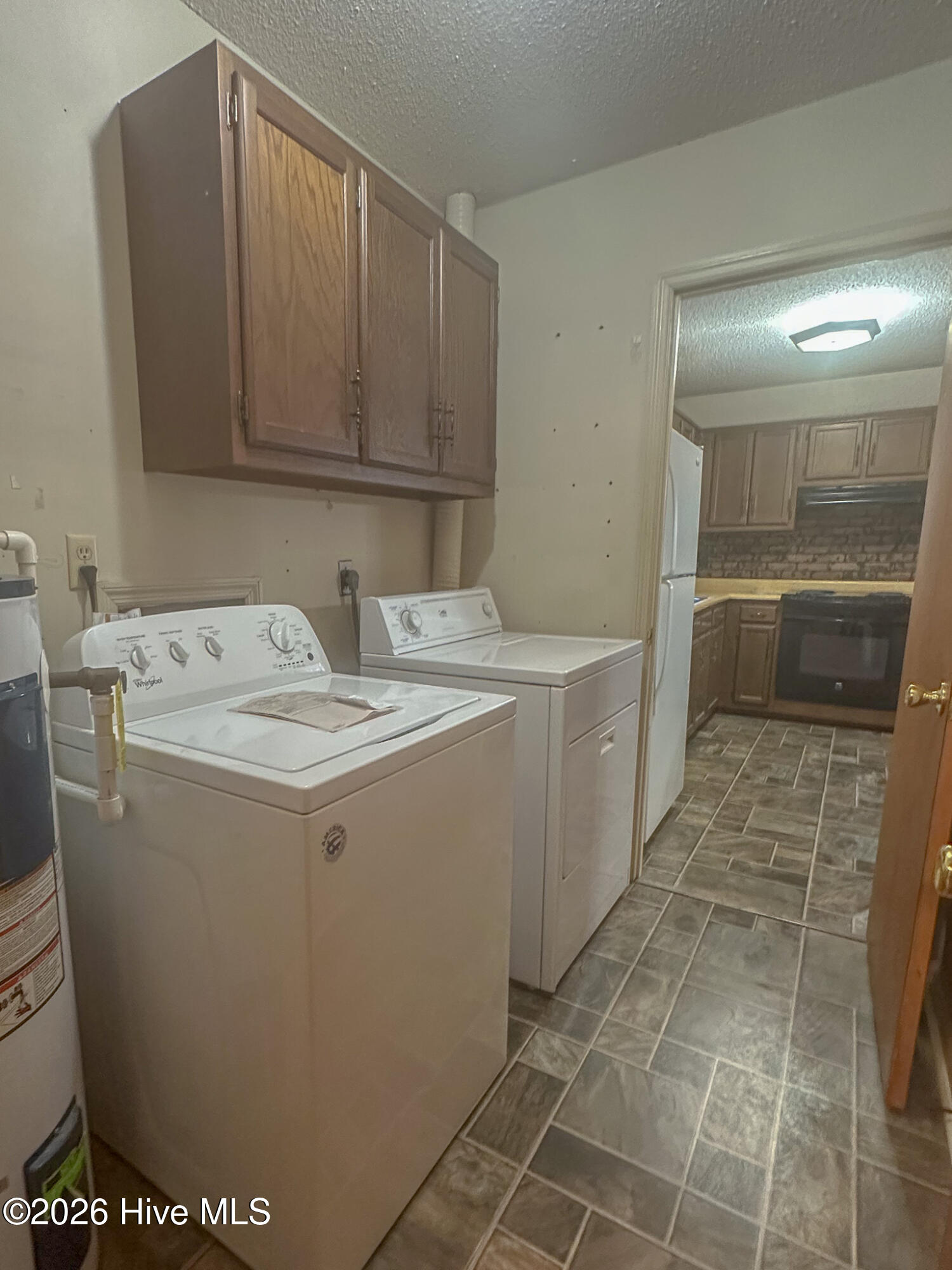 1287 Mt Pleasant Road Swansboro, NC 28584 - Photo 7 of 20 Laundry room