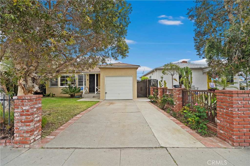 12048 Braddock Drive Culver City, CA 90230 - Photo 3 of 18