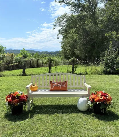 $349,999 | 37 Bittersweet Drive, Hendersonville, NC 28792