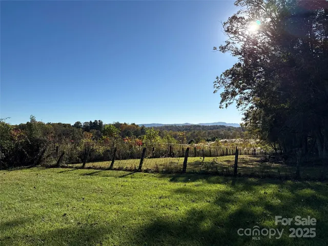 $349,999 | 37 Bittersweet Drive, Hendersonville, NC 28792