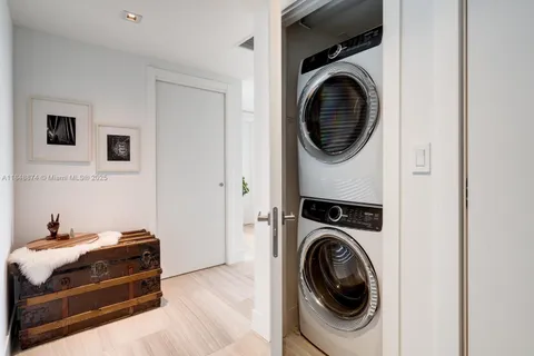 $775,000 | 1451 Brickell Avenue, Unit 1404, Miami, FL 33131