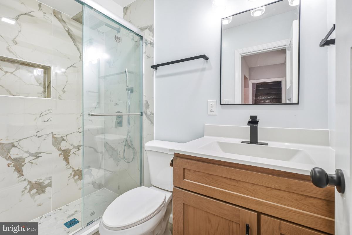 30 3rd Avenue Halethorpe, MD 21227 - Photo 16 of 30 Bathroom x 1