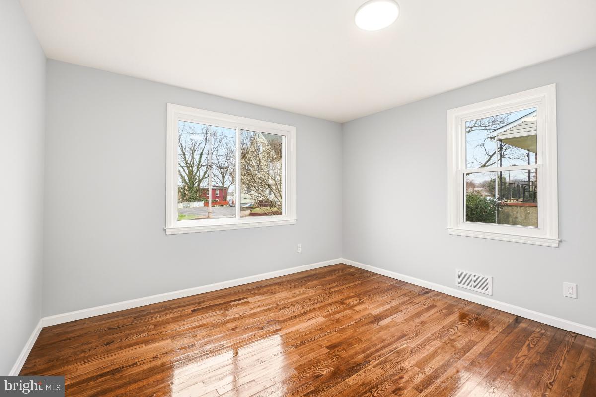 30 3rd Avenue Halethorpe, MD 21227 - Photo 17 of 30 Bedroom x 2