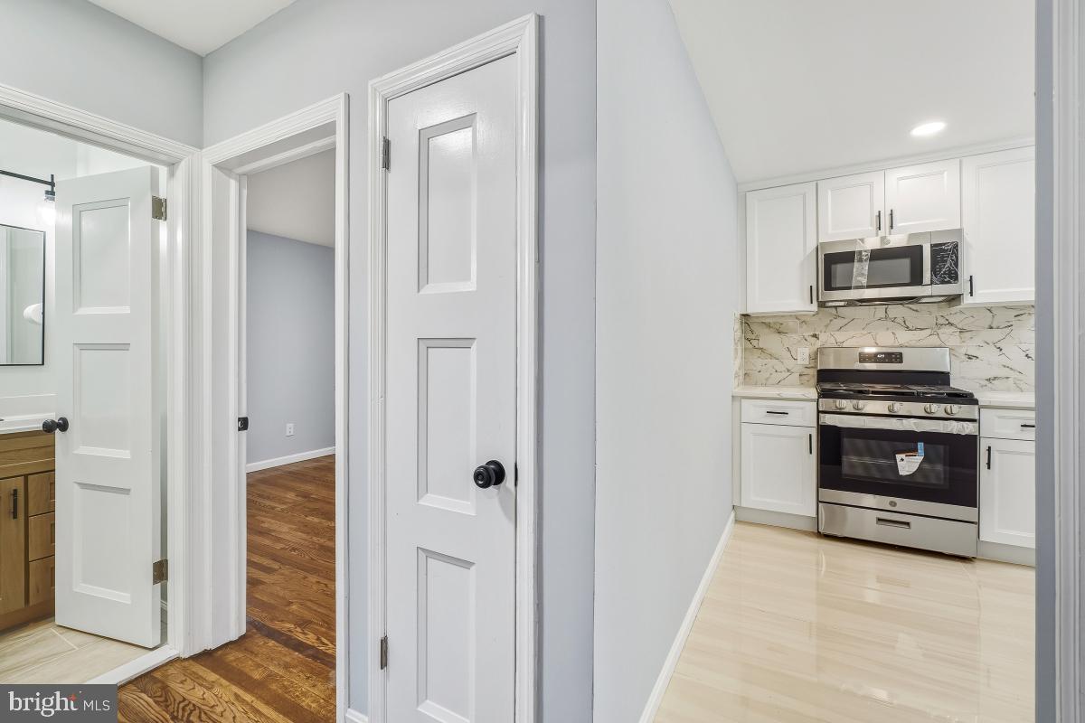 30 3rd Avenue Halethorpe, MD 21227 - Photo 9 of 30 Interior General