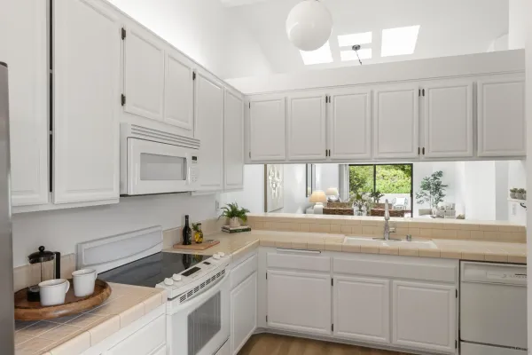 $750,000 | 18011 Avenida Alozdra, San Diego, CA 92128