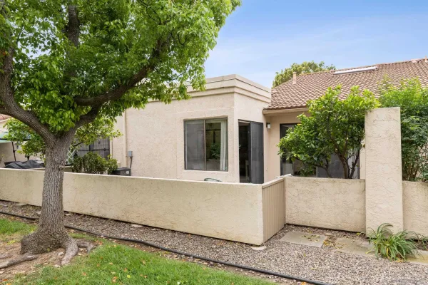 $750,000 | 18011 Avenida Alozdra, San Diego, CA 92128
