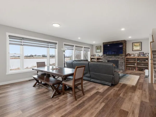 $665,000 | 11619 East Laketowne Drive, Albertville, MN 55301