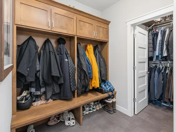 $665,000 | 11619 East Laketowne Drive, Albertville, MN 55301