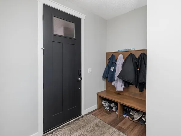 $665,000 | 11619 East Laketowne Drive, Albertville, MN 55301