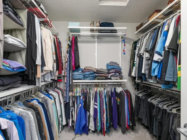 $665,000 | 11619 East Laketowne Drive, Albertville, MN 55301