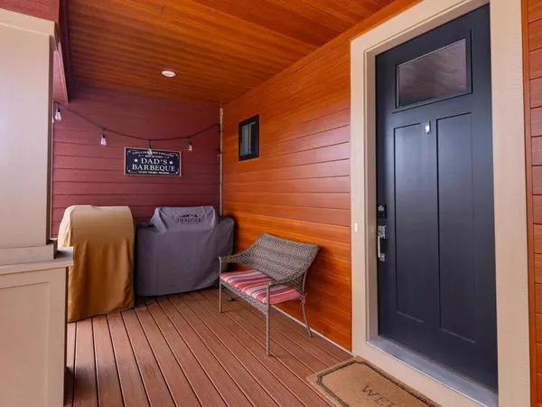 $665,000 | 11619 East Laketowne Drive, Albertville, MN 55301