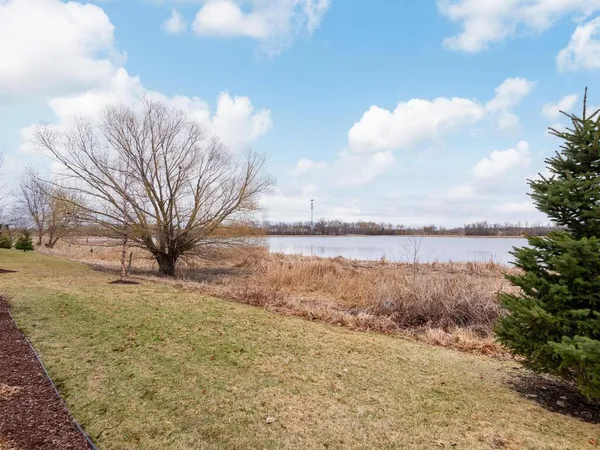 $665,000 | 11619 East Laketowne Drive, Albertville, MN 55301