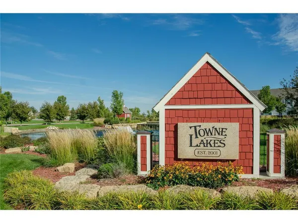 $665,000 | 11619 East Laketowne Drive, Albertville, MN 55301