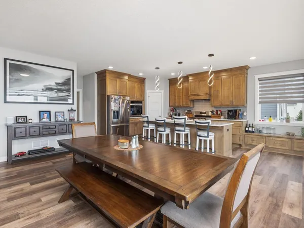 $665,000 | 11619 East Laketowne Drive, Albertville, MN 55301