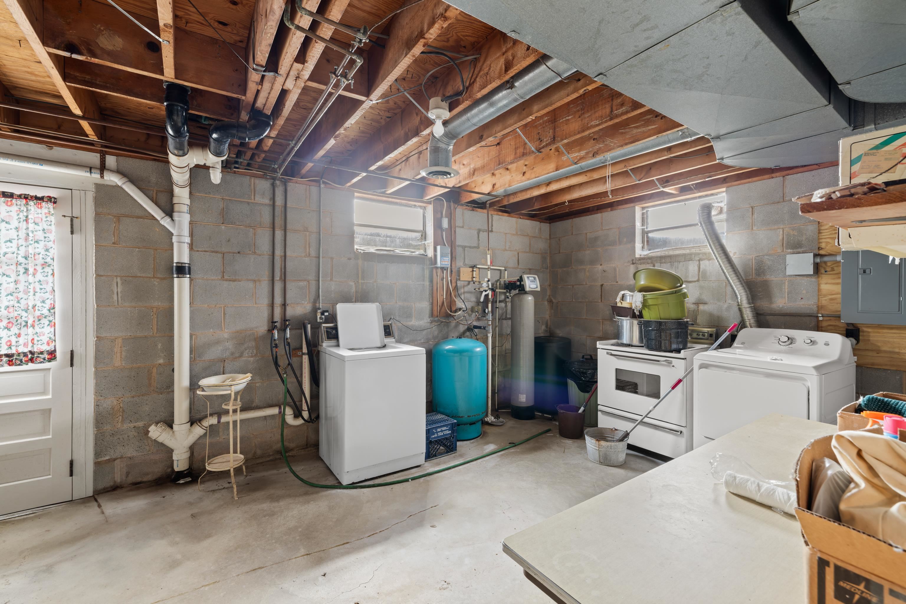 3493 Zion Church Road Broadway, VA 22815 - Photo 31 of 74 a view of a storage & utility room
