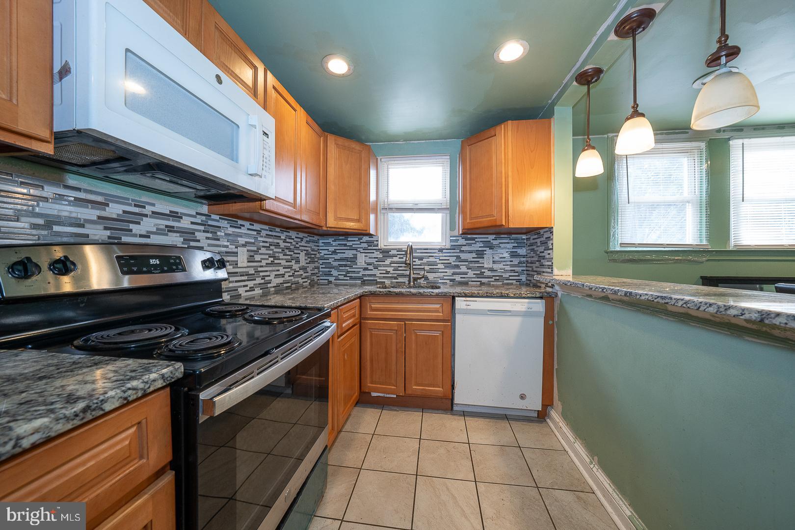544 Wiltshire Road Upper Darby, PA 19082 - Photo 15 of 43 Gallery Image 15