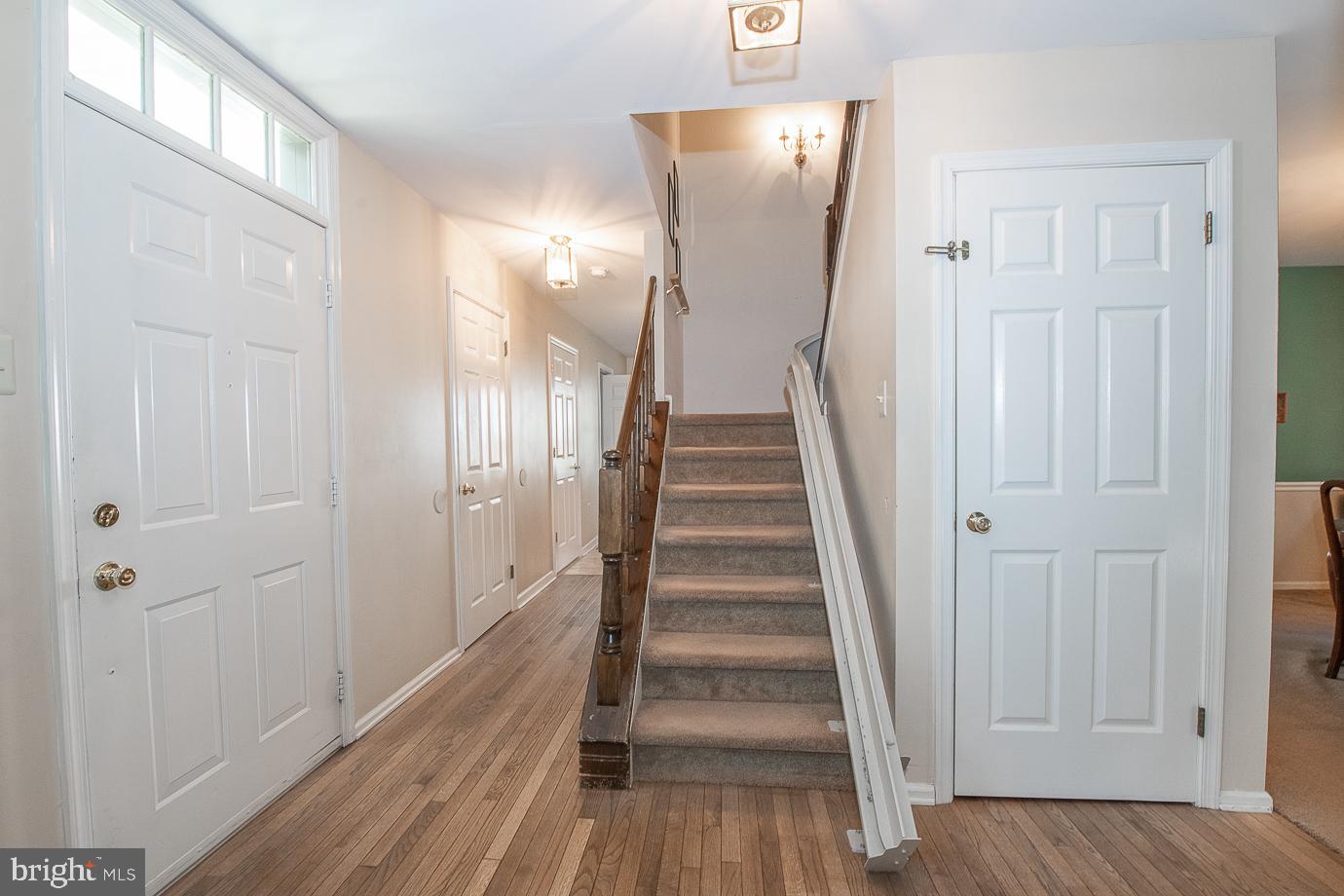 1673 Whitehouse Road Ambler, PA 19002 - Photo 3 of 38 Foyer