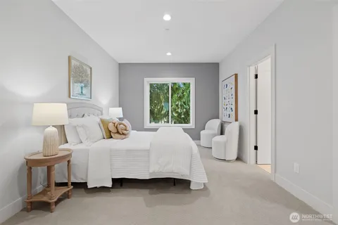 $5,299,995 | 11027 Southeast 30th Place, Bellevue, WA 98004