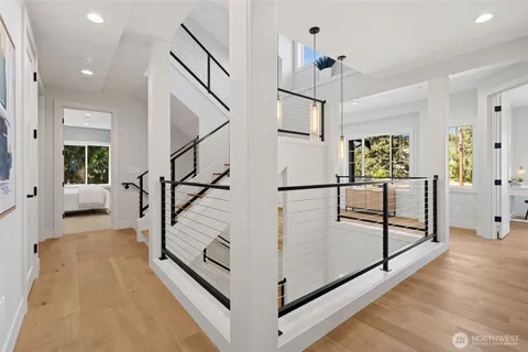 $5,299,995 | 11027 Southeast 30th Place, Bellevue, WA 98004