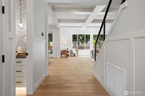 $5,299,995 | 11027 Southeast 30th Place, Bellevue, WA 98004
