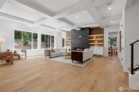 $5,299,995 | 11027 Southeast 30th Place, Bellevue, WA 98004