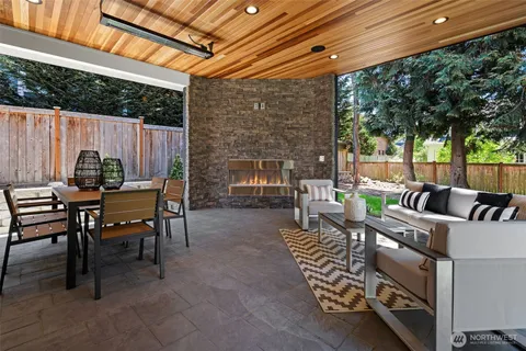 $5,299,995 | 11027 Southeast 30th Place, Bellevue, WA 98004